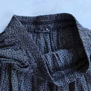 Brandy Melville Skirts - Brandy Melville daisy skater style skirt Brandy Melville Skirts - Brandy Melville daisy skater style skirt